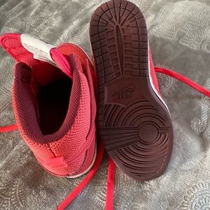 Nike Dunk Sky High Red